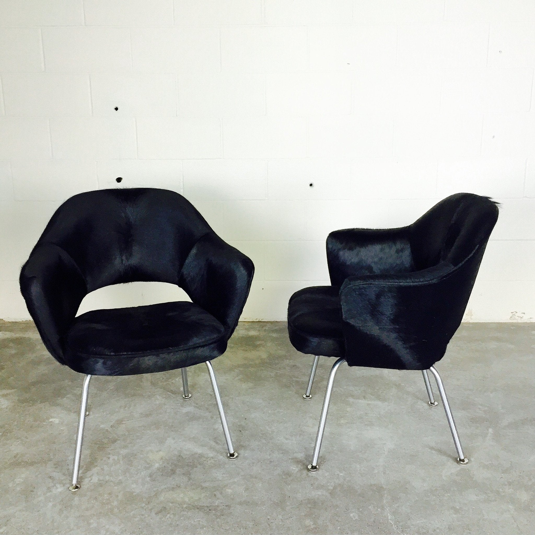 Pair of Eero Saarinen for Knoll Executive Armchairs
