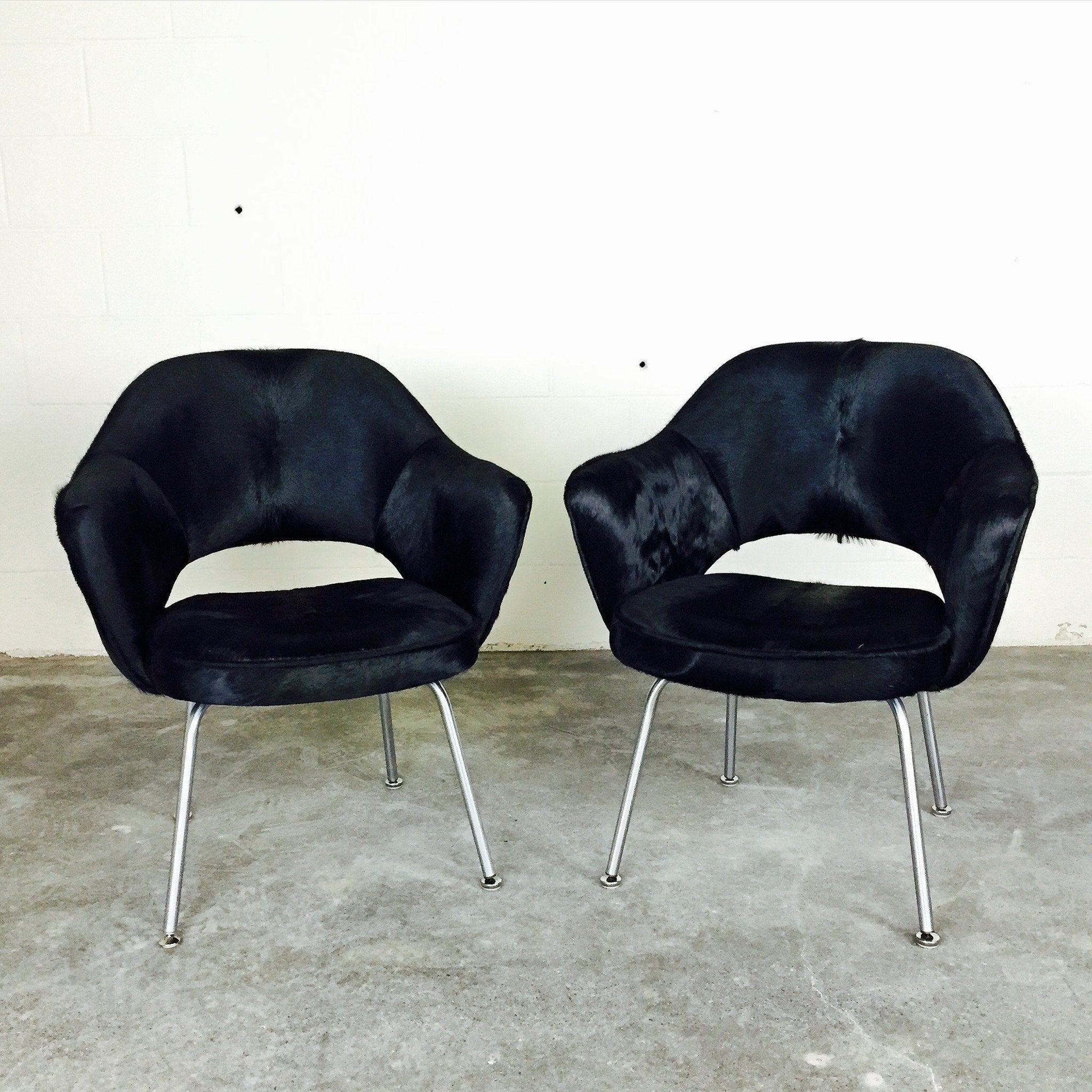 Pair of Eero Saarinen for Knoll Executive Armchairs