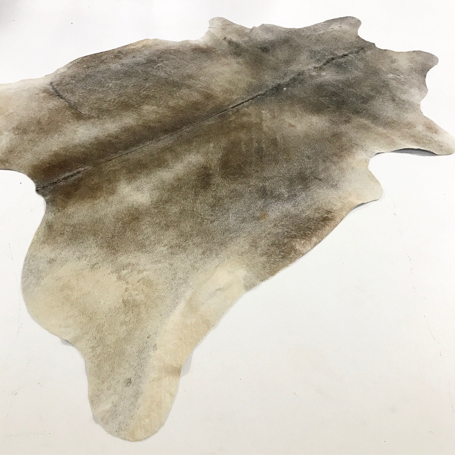 SALT & PEPPER COWHIDE RUG - HENDRY