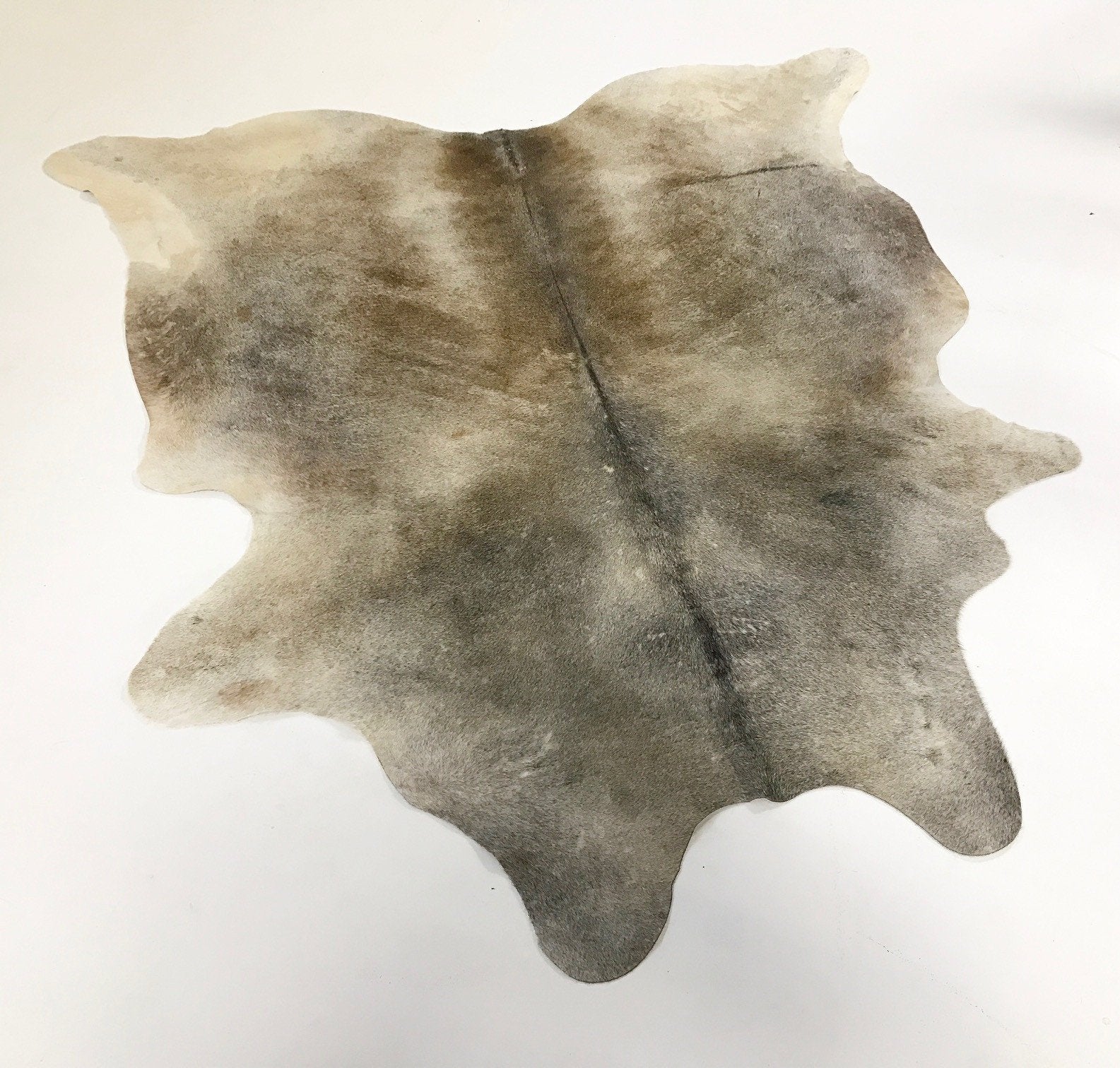 SALT & PEPPER COWHIDE RUG - HENDRY