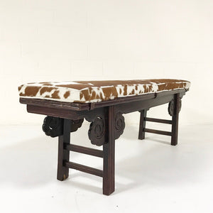 VINTAGE CHINESE BENCH WITH DOUBLE-SIDED CARVING AND BROWN AND WHITE COWHIDE CUSHION NO.19