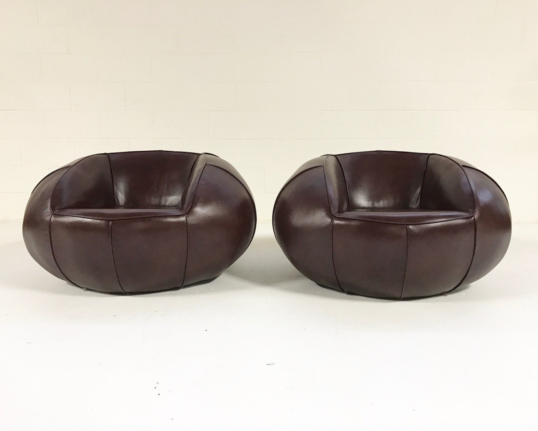 CHAIR 5501 IN SIGNATURE LEATHER