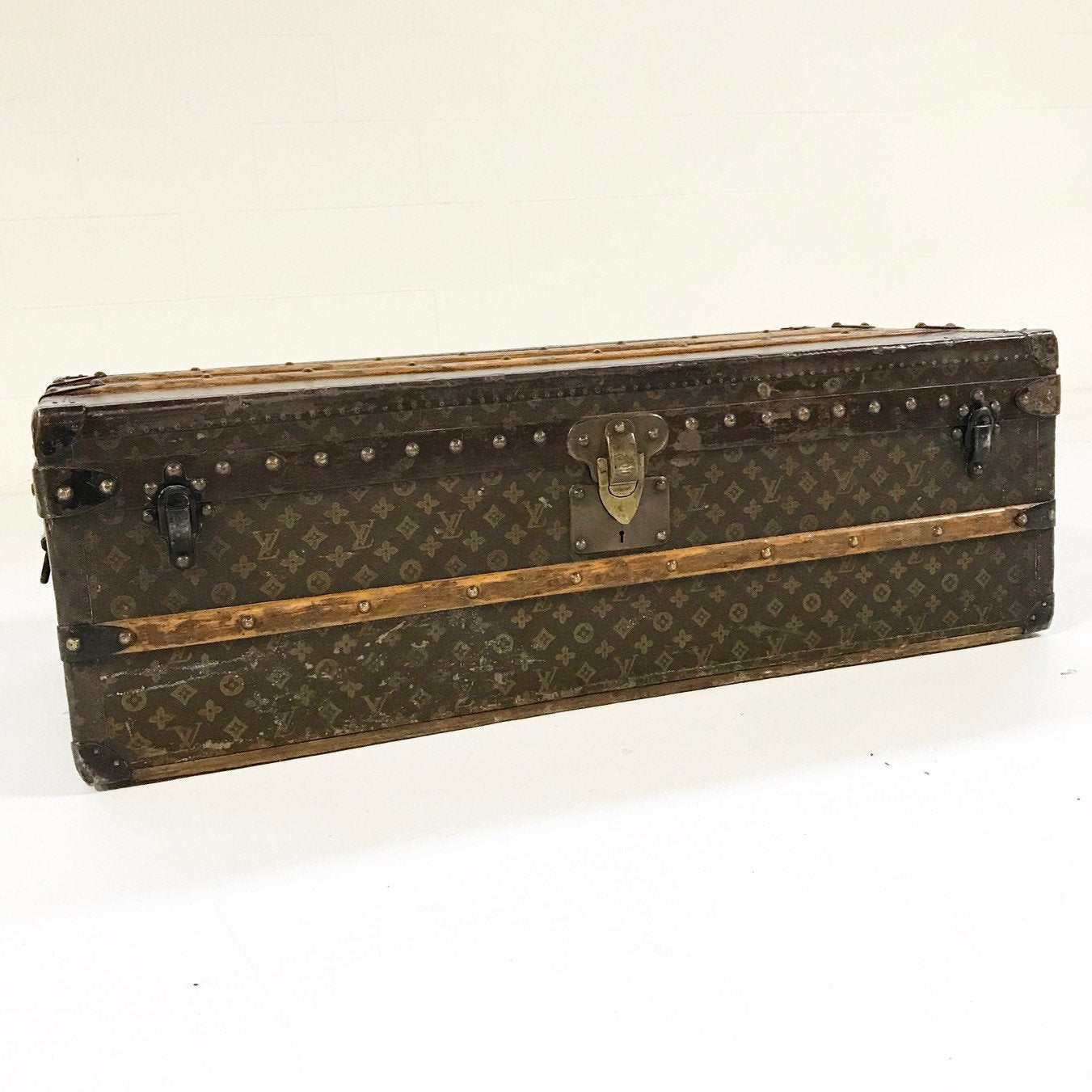 Louis Vuitton Trunk