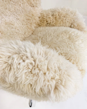 Arne Jacobsen for Fritz Hansen Egg Chair and Ottoman in California Sheepskin