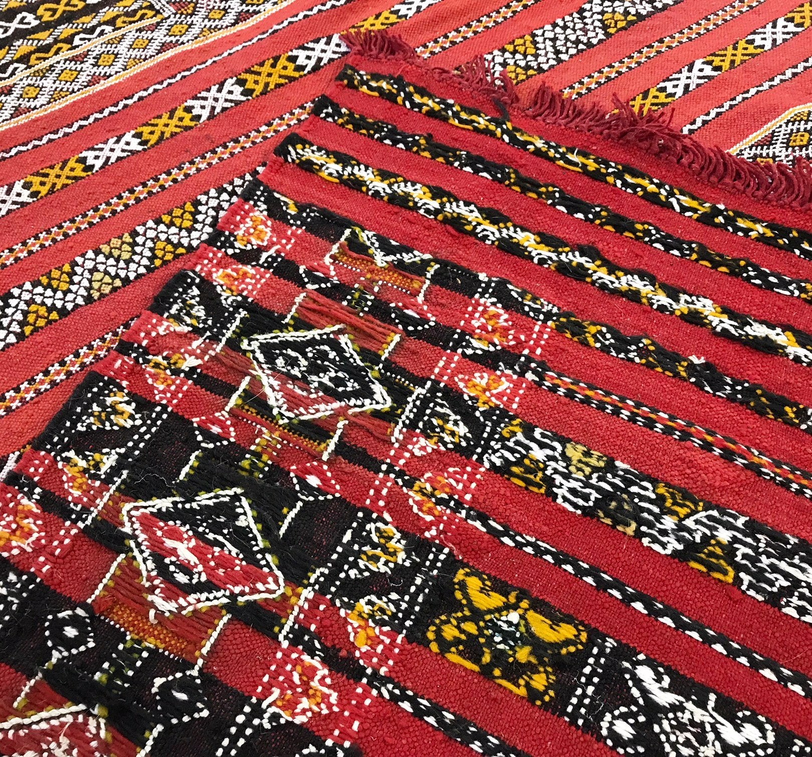 Handmade Kilim Rug from Morocco - 11.5 x 7.5 FT