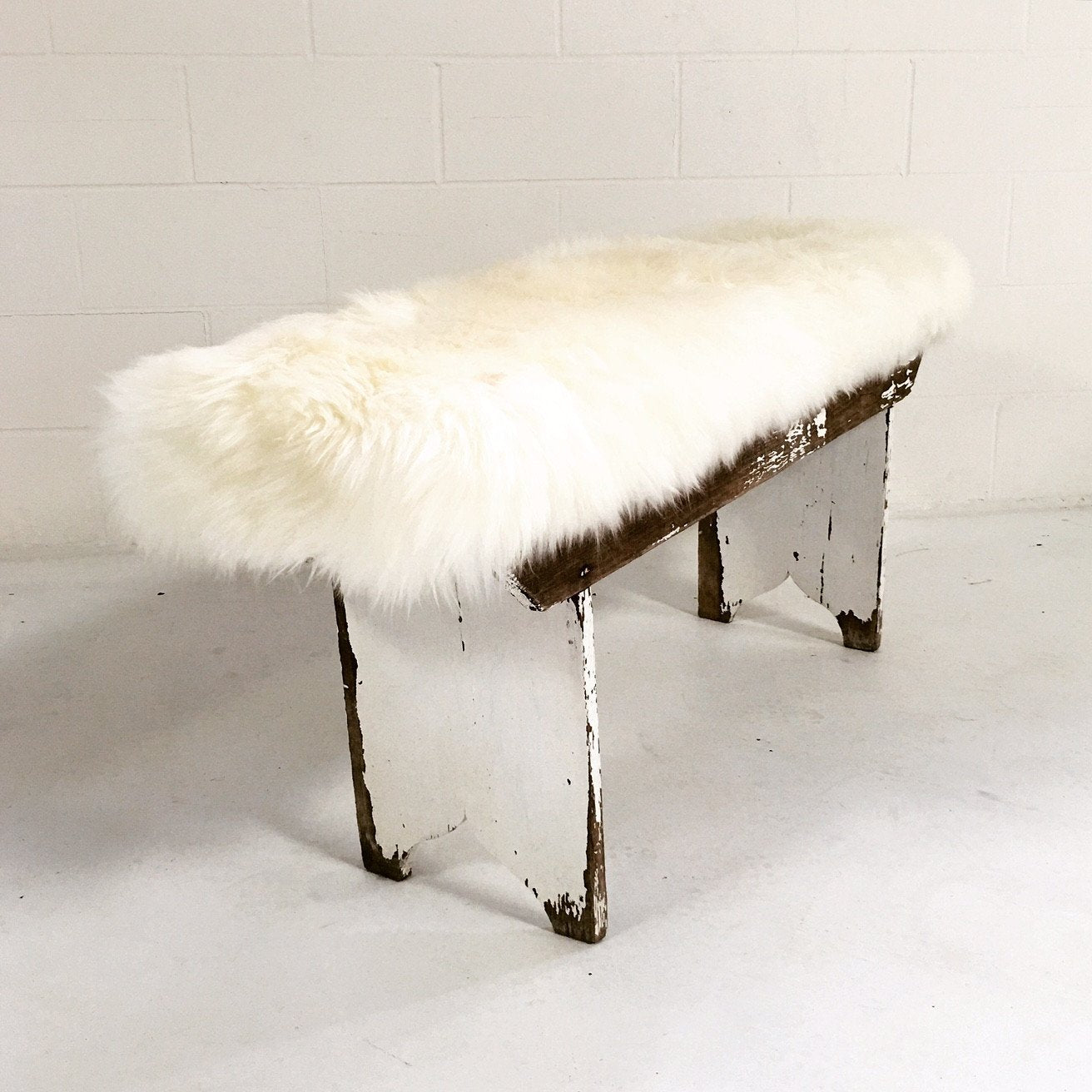 VINTAGE WHITE PINE FARMHOUSE BENCH WITH SHEEPSKIN CUSHION