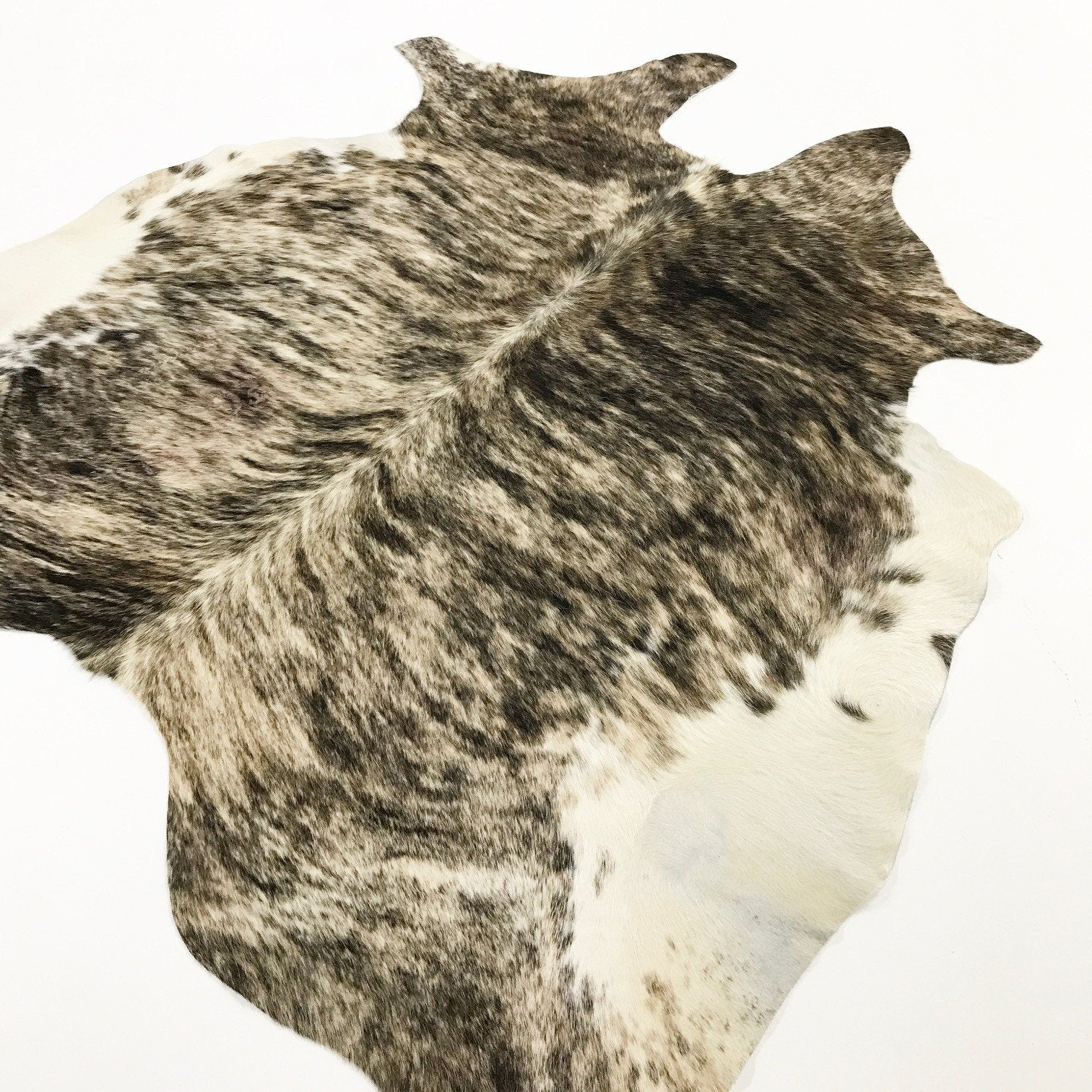 GREY BRINDLE COWHIDE RUG - PENDER