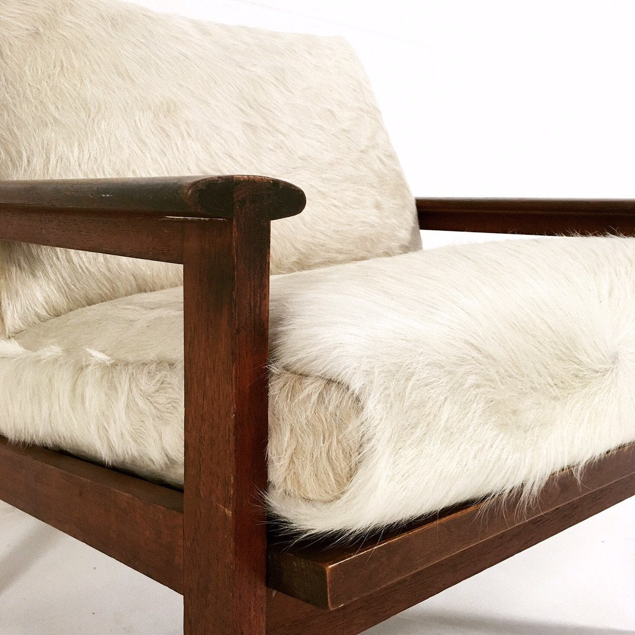 Illum Wikkelsø Lounge Chair with Ivory Cowhide Cushions
