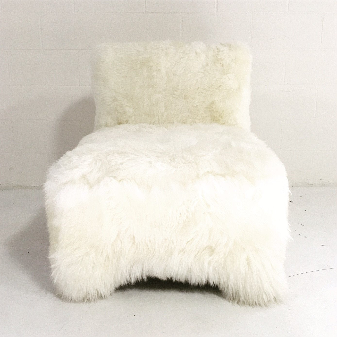 Slipper Chair in New Zealand Sheepskin