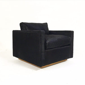 Pair of Mid-Century Sofa and Chair in Natural Black Cowhide