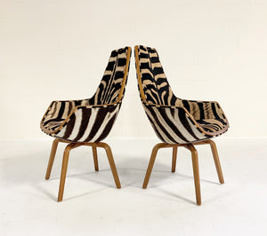 Rare Arne Jacobsen for Fritz Hansen Giraffe Chairs in Zebra Hide