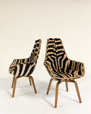 Rare Arne Jacobsen for Fritz Hansen Giraffe Chairs in Zebra Hide