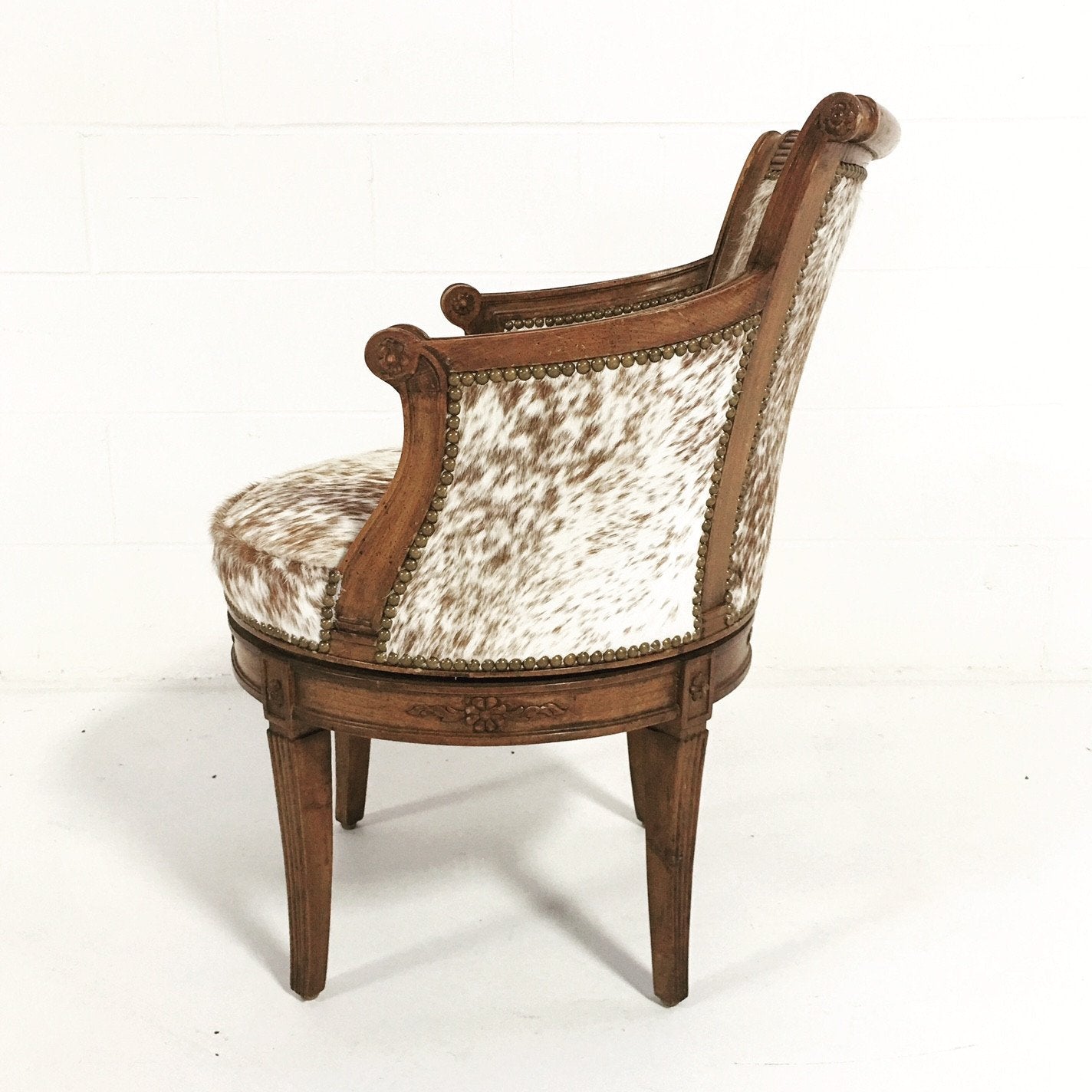Swivel Chair in Brown and White Speckled Cowhide
