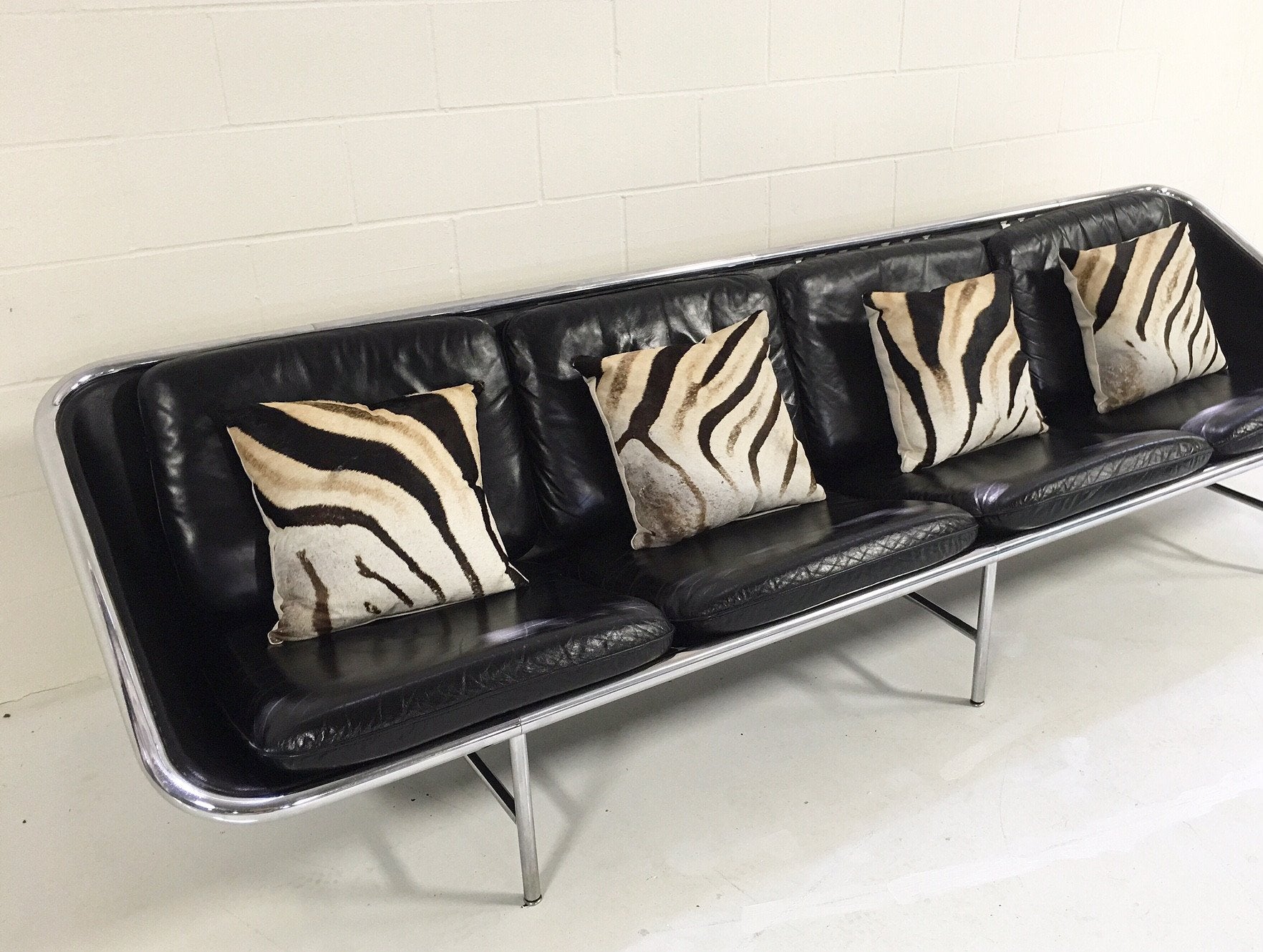 Model 6833 Leather Sling Sofa, George Nelson for Herman Miller, with Four Zebra Hide Pillows