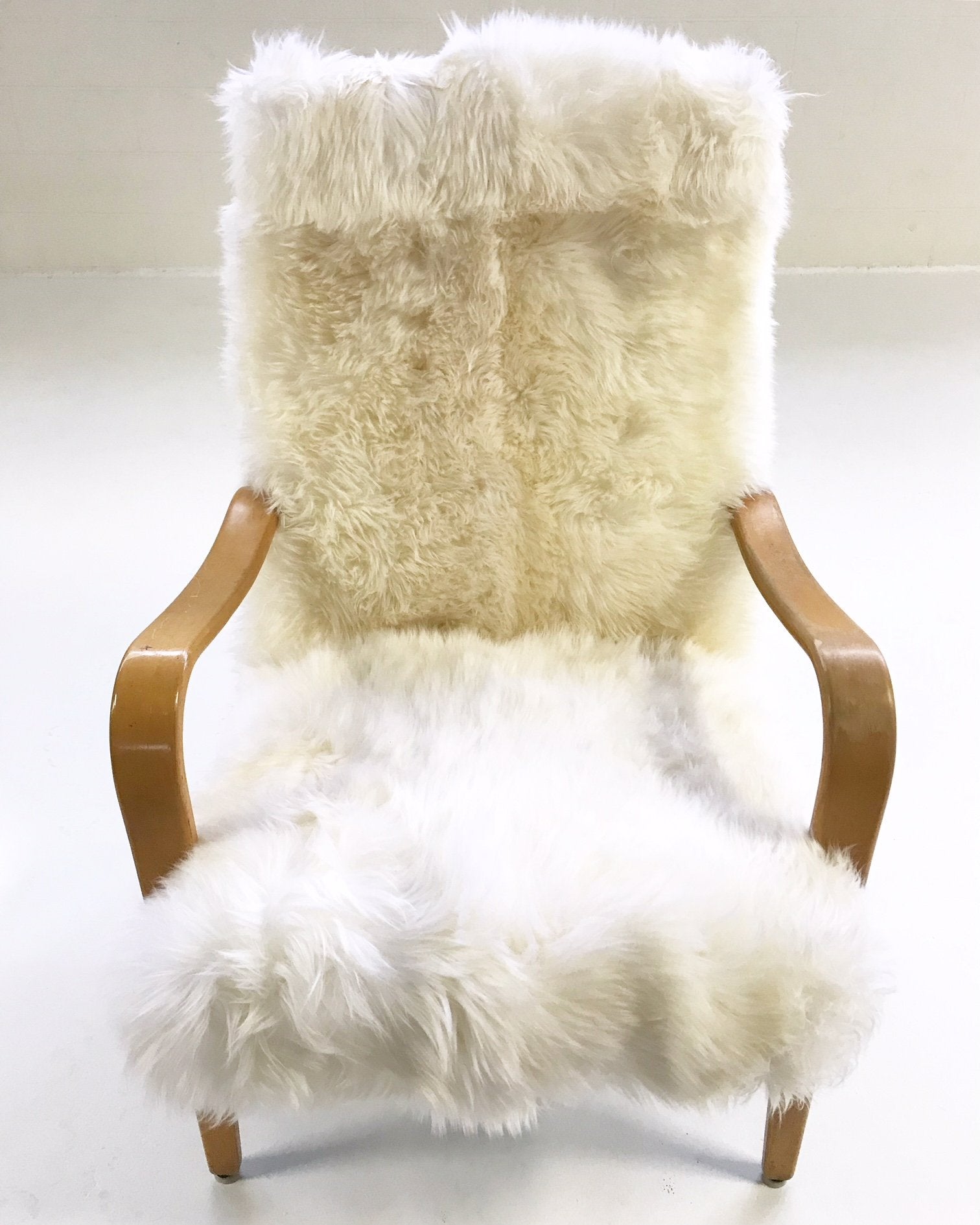 Thonet Bentwood Lounge Chairs in New Zealand Sheepskin