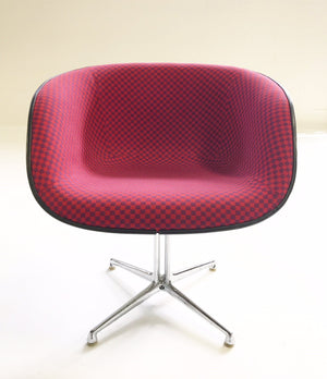 c. 1961 Charles and Ray Eames for Herman Miller La Fonda Chairs with Sheepskins