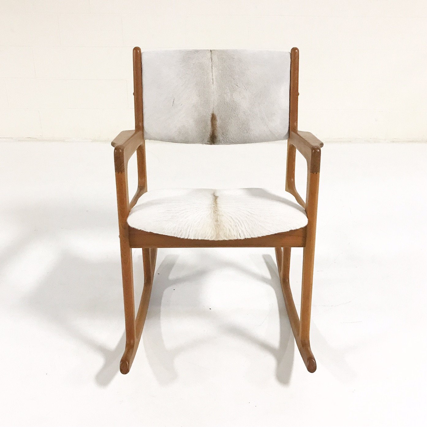 Benny Linden Teak Rocking Chair in Brazilian Calfskin