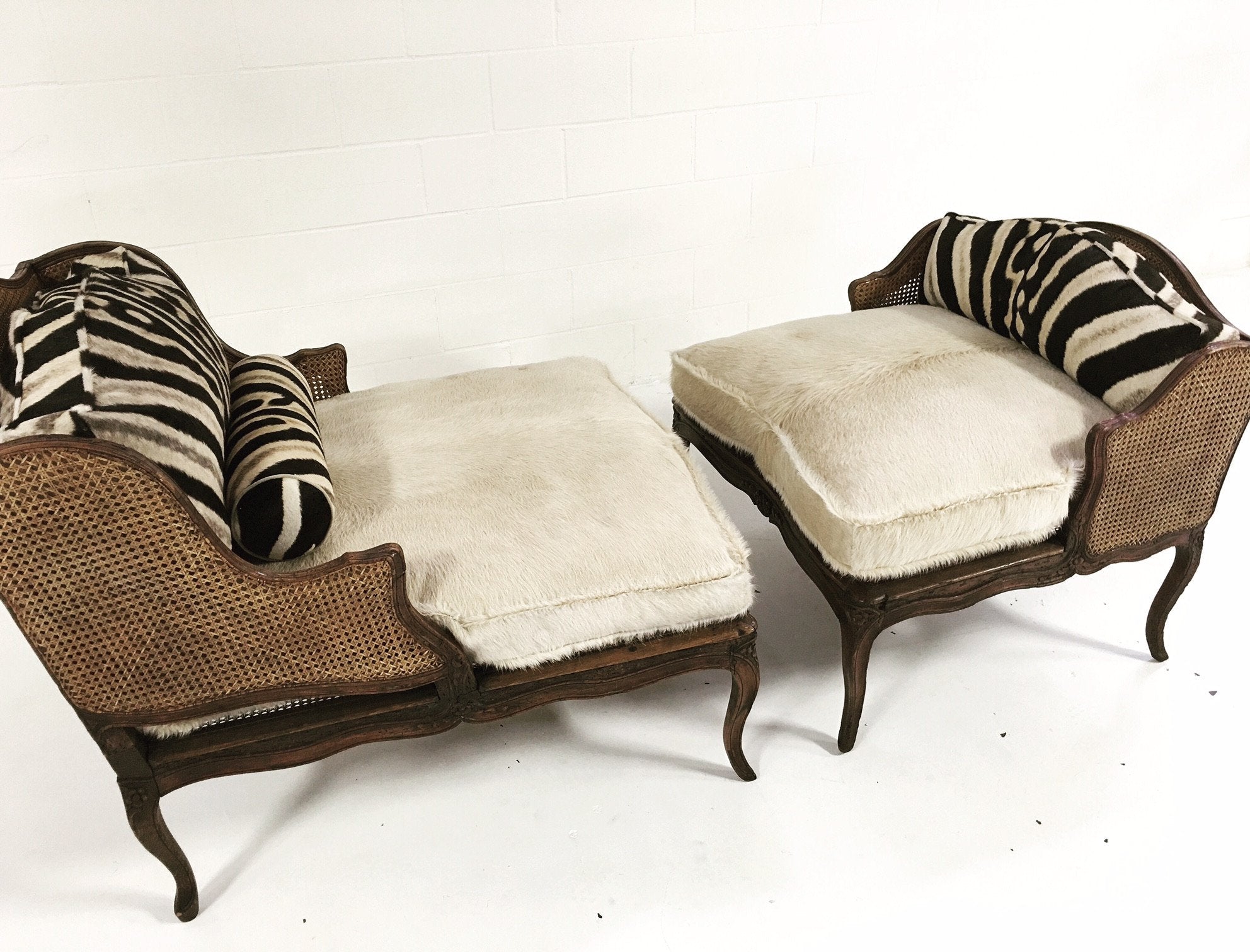 18th Century Louis XV Two-Piece Duchesse Brisee