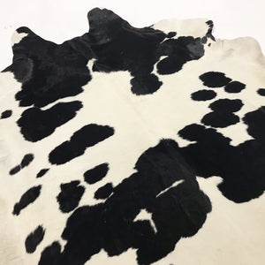 BLACK & WHITE COWHIDE RUG - PEPPER