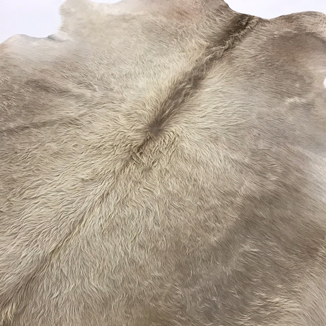 CHAMPAGNE COWHIDE RUG - KENT