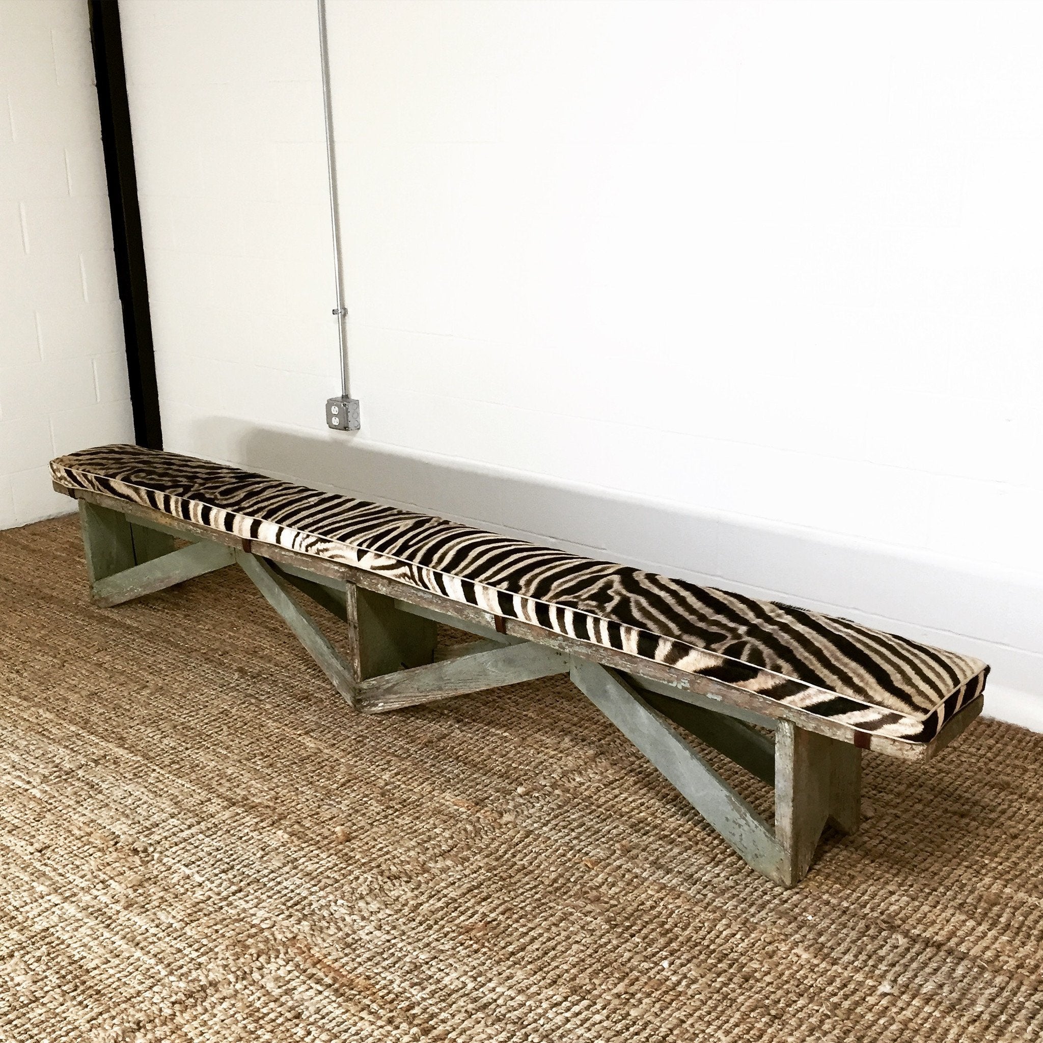 EXTRA LONG VINTAGE FARMHOUSE BENCH WITH ZEBRA CUSHION