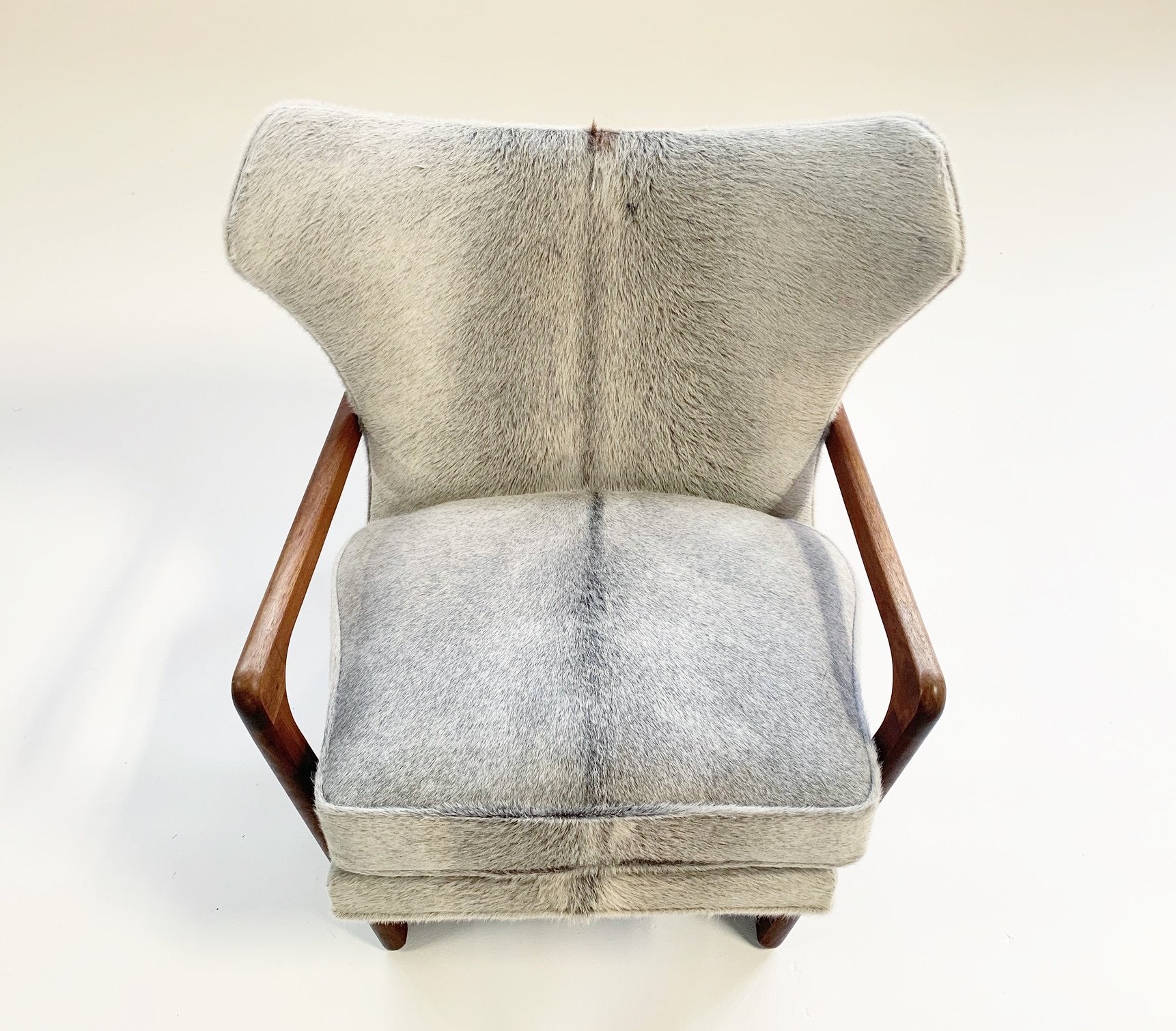 Adrian Pearsall for Craft Associates Model 2466-C Lounge Chair in Brazilian Cowhide