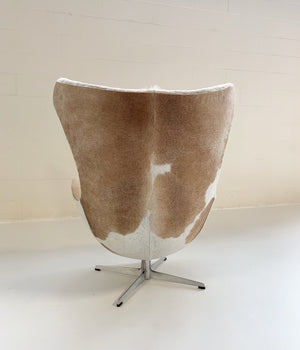 Arne Jacobsen for Fritz Hansen Egg Chair in Brazilian Cowhide