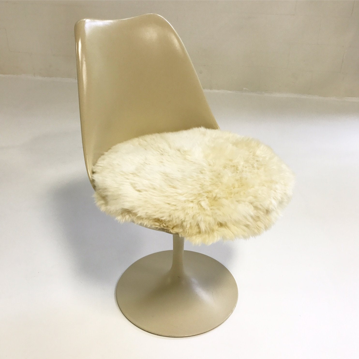 Eero Saarinen Tulip Dining Chairs with Brazilian Sheepskin Cushions - Set of 6