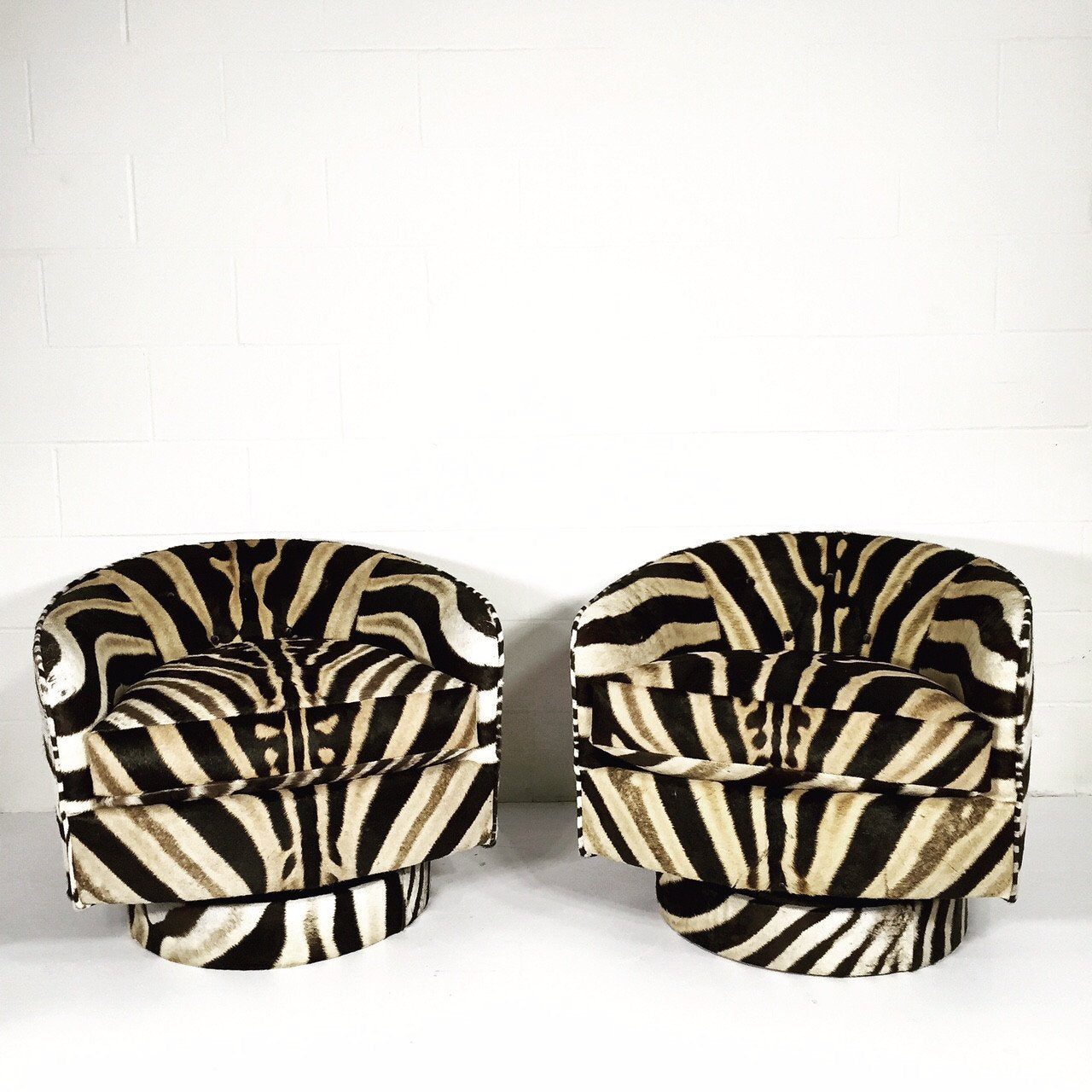 MILO BAUGHMAN SWIVEL TILT CHAIRS