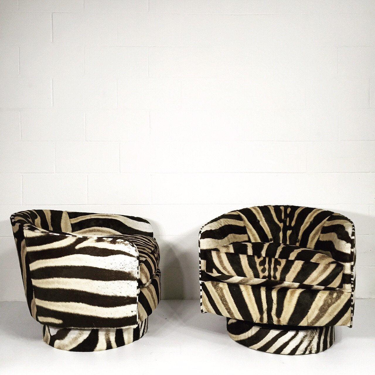 MILO BAUGHMAN SWIVEL TILT CHAIRS