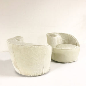 Pair of Vladimir Kagan Nautilus Chairs in Ivory Brazilian Cowhide
