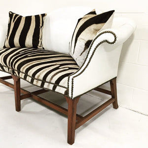 VINTAGE WHITE LEATHER LOVESEAT