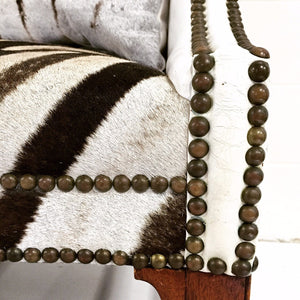VINTAGE WHITE LEATHER LOVESEAT