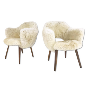 Eero Saarinen Executive Armchairs for Knoll with Walnut Legs Reupholstered in Brazilian Sheepskin