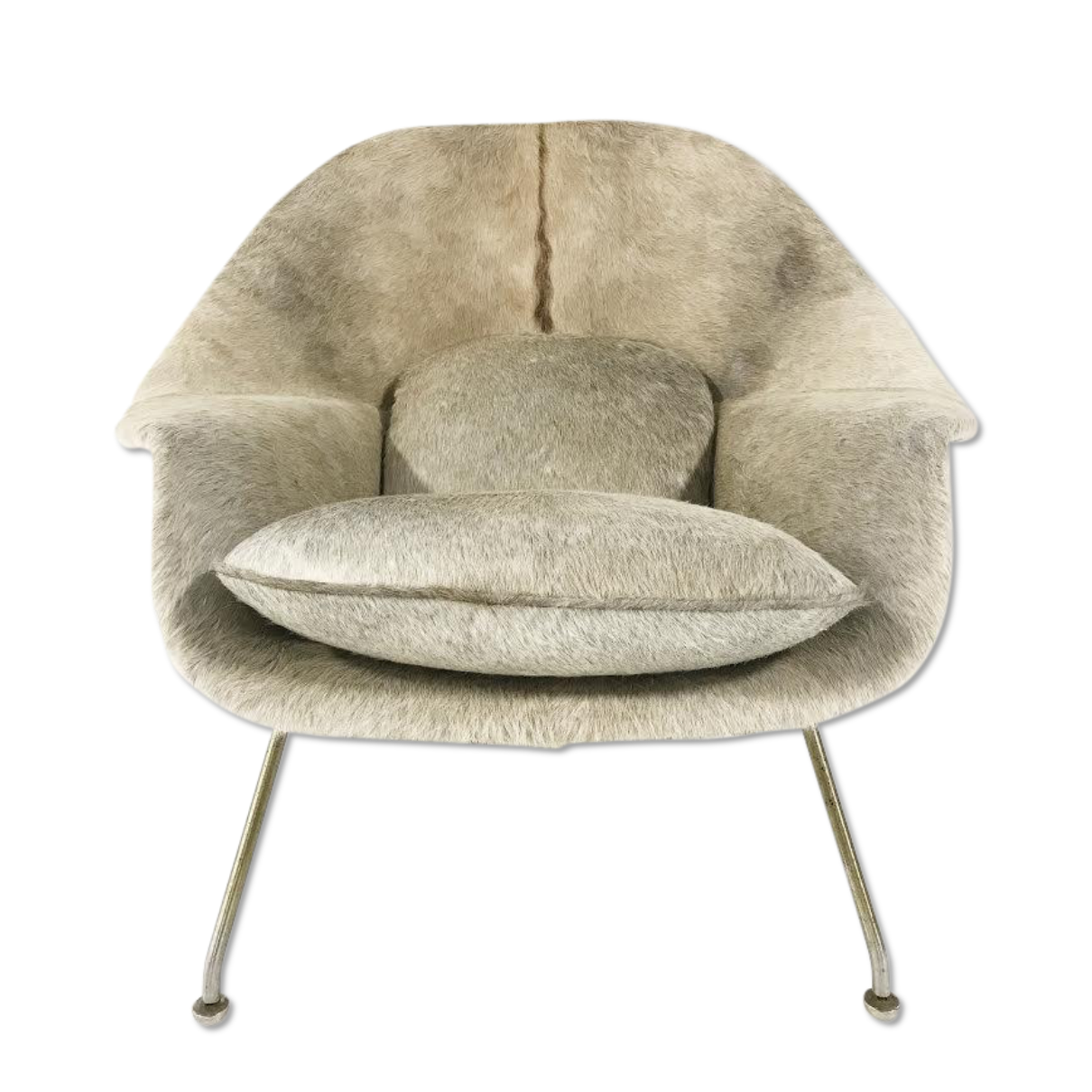 Circa 1958 Eero Saarinen Womb Chair in Brazilian Cowhide
