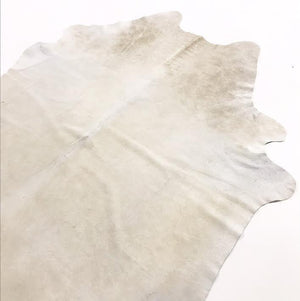 IVORY COWHIDE RUG - SUSSEX